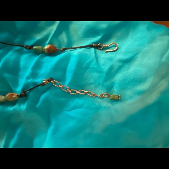 Beautiful Turquoise and silver necklace - Picture 9 of 10
